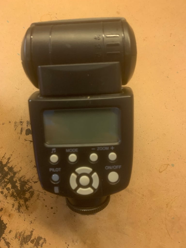 Yongnuo YN560-II Speedlite Flash