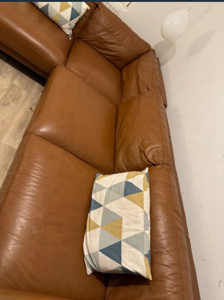 Leather L-sofa