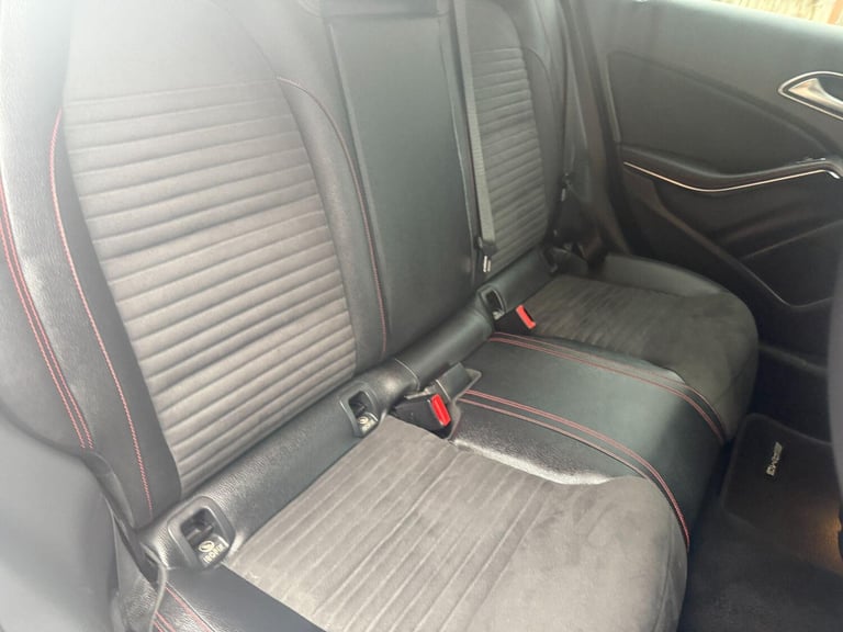 2018 Mercedes-Benz A-Class 1.5 A180d AMG Line (Premium Plus) Euro 6 (s/s) 5dr HATCHBACK Diesel Ma...