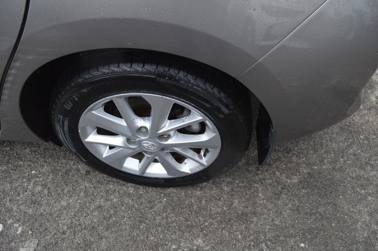 2014 Toyota Auris 1.8 VVTi Hybrid Icon 5dr CVT Auto SAT NAV ULEZ HATCHBACK Petrol/Electric Hybrid...