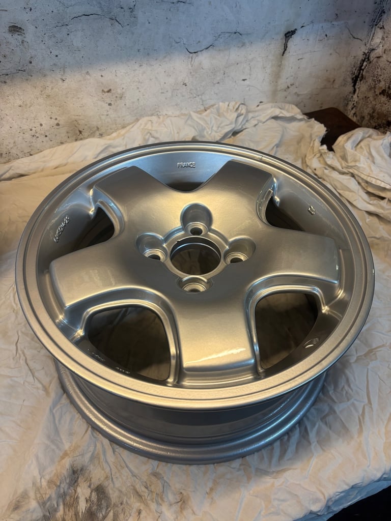 Peugeot 405 mi16 wheel 