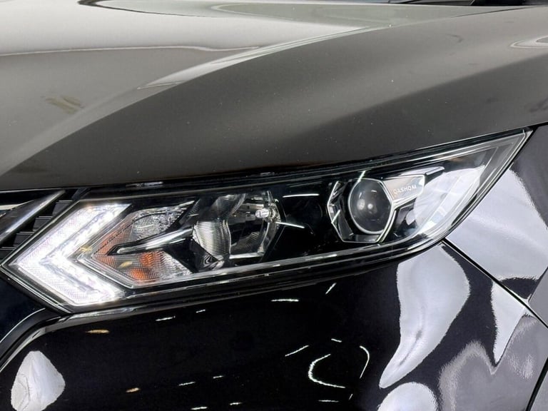 2018 Nissan Qashqai 1.6 DIG-T N-Connecta Euro 6 (s/s) 5dr HATCHBACK Petrol Manual