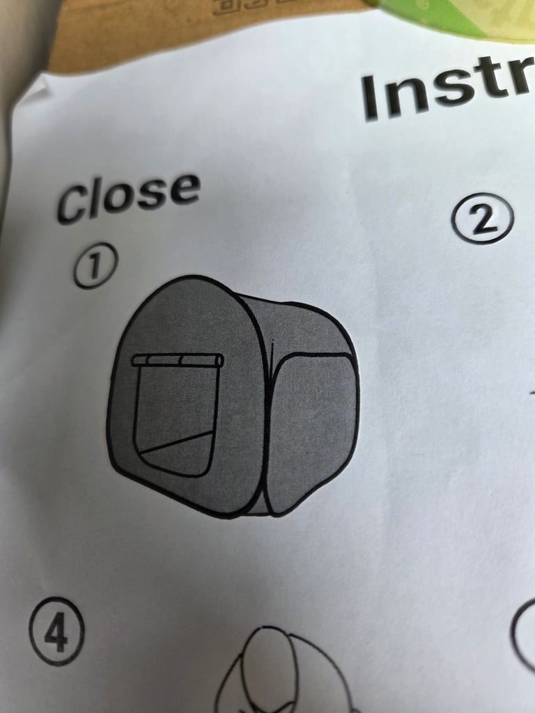 Popup pet kennel 