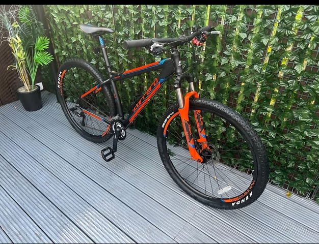Carrera Sulcata 29er Mountain Bike – Excellent Conditionreat