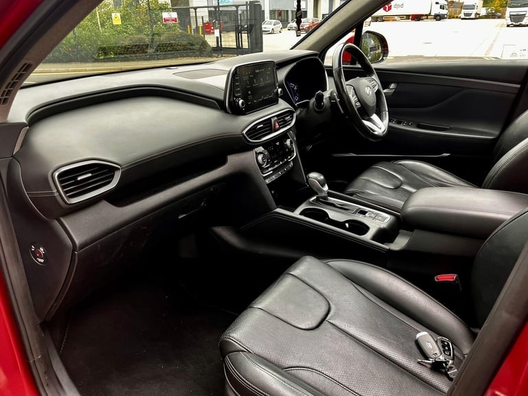 2018 Hyundai Santa Fe 2.2 CRDi Premium SE Auto 4WD Euro 6 (s/s) 5dr 7 Seat ESTATE Diesel Automatic