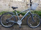 Specialized: Lovely &amp; Reliable Hybrid Bike (Like new)