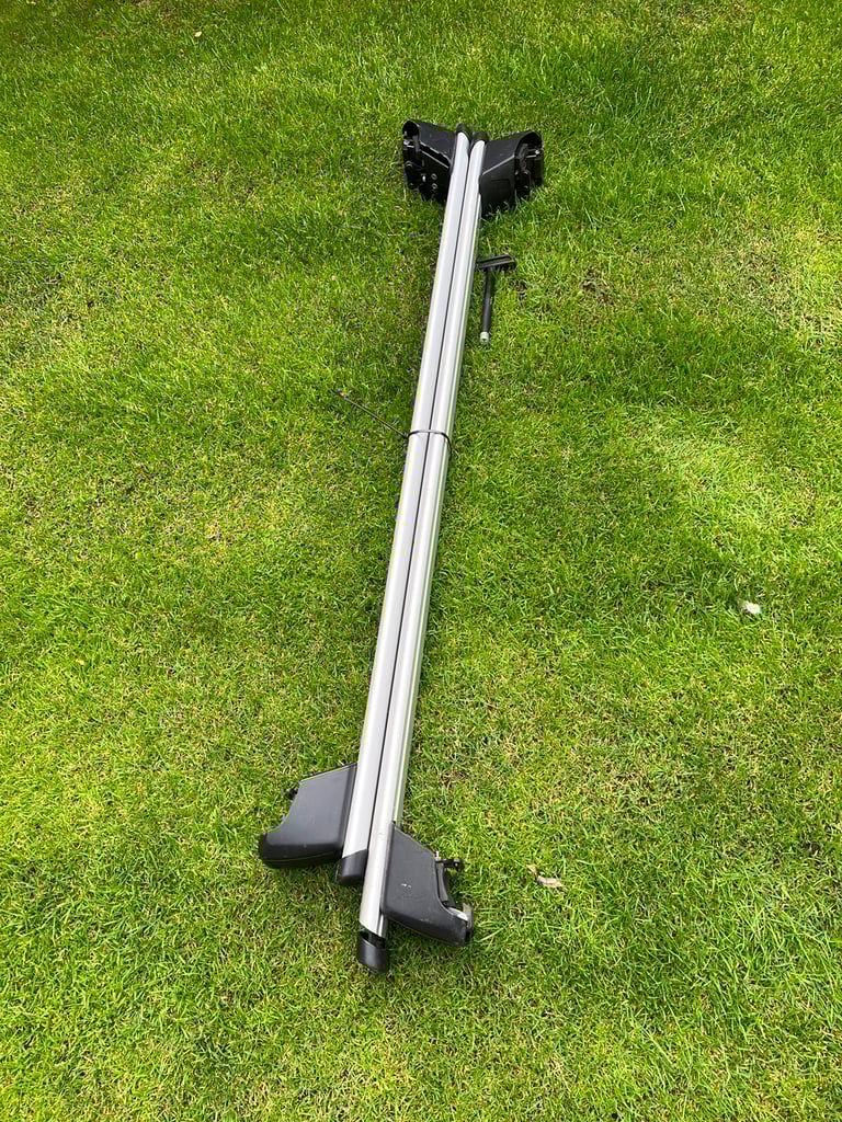 Audi Q5 Roof Bars with locking key