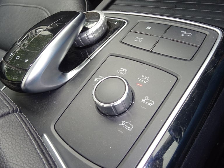 2016 Mercedes-Benz GLE 2.1 GLE250d AMG Line (Premium) G-Tronic 4MATIC Euro 6 (s/s) 5dr ESTATE Die...