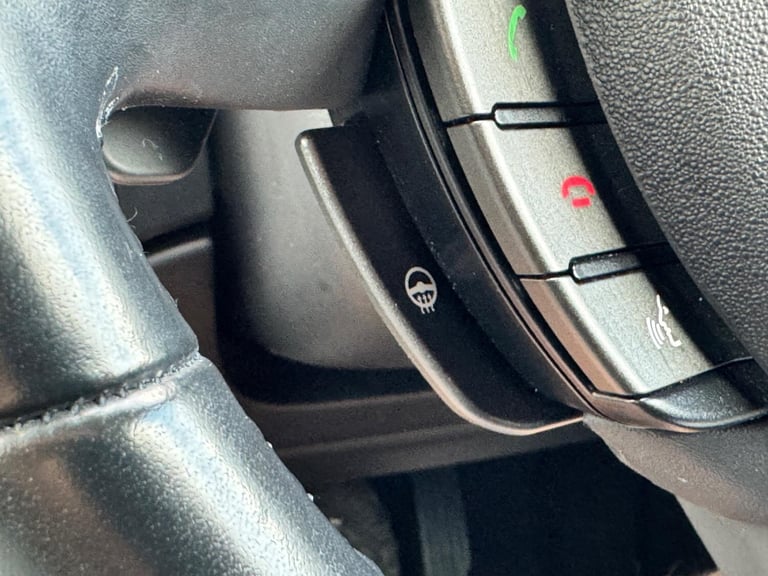 2016 Land Rover Range Rover Evoque 2.0 TD4 SE Tech Auto 4WD Euro 6 (s/s) 5dr ESTATE Diesel Automatic