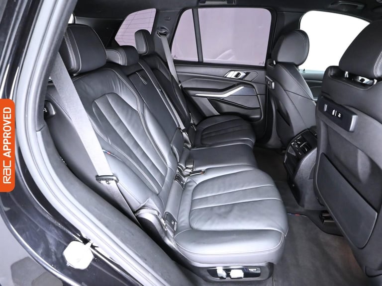 2025 BMW X5 3.0 M50d SUV 5dr Diesel Auto xDrive Euro 6 (s/s) (400 ps) SUV DIESEL Automatic
