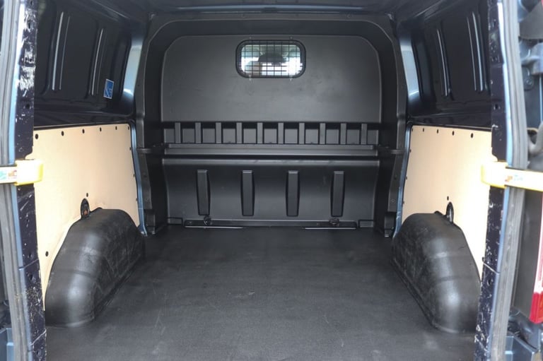 2022 Ford Transit Custom 2.0 320 EcoBlue Limited Crew Van Double Cab 5dr Diesel Manual L2 H1 Euro...