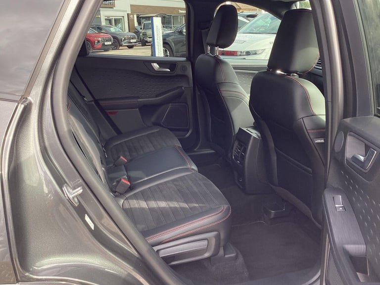 2021 Ford Kuga Kuga ST-Line 5 Door 1.5L EcoBlue 120PS FWD 6 Speed HATCHBACK Diesel Manual