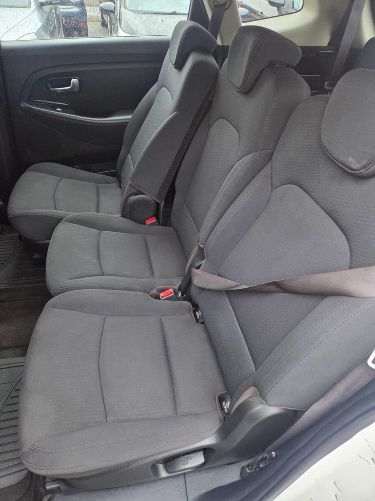 2014 Kia Carens 1.7 CRDi EcoDynamics 1 Euro 5 (s/s) 5dr MPV Diesel Manual
