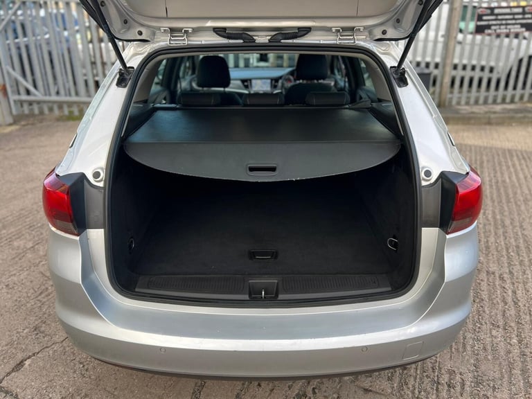 2016 Vauxhall Astra 1.6 CDTi ecoFLEX Design Sports Tourer Euro 6 (s/s) 5dr ESTATE Diesel Manual