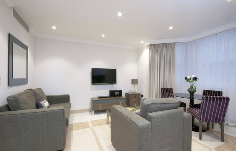 Knightsbridge - SW3  One Bedroom Apartment Short Term Lets £1582 per week 