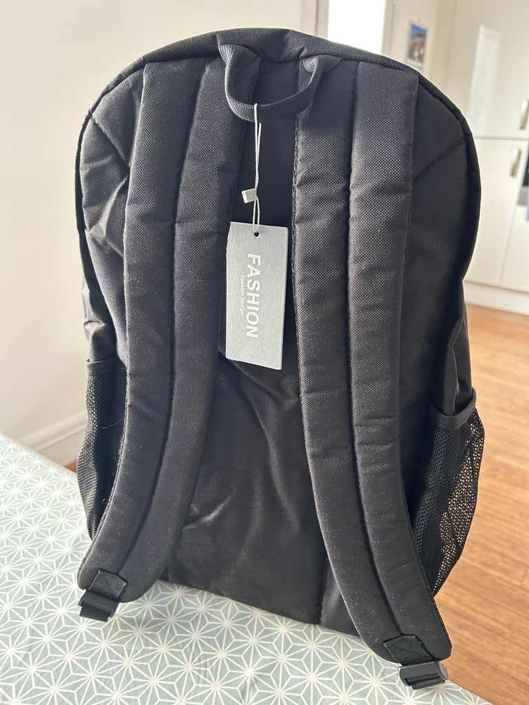 Brand New! Senkey & Style Glow in the Dark Rucksack / School Bag