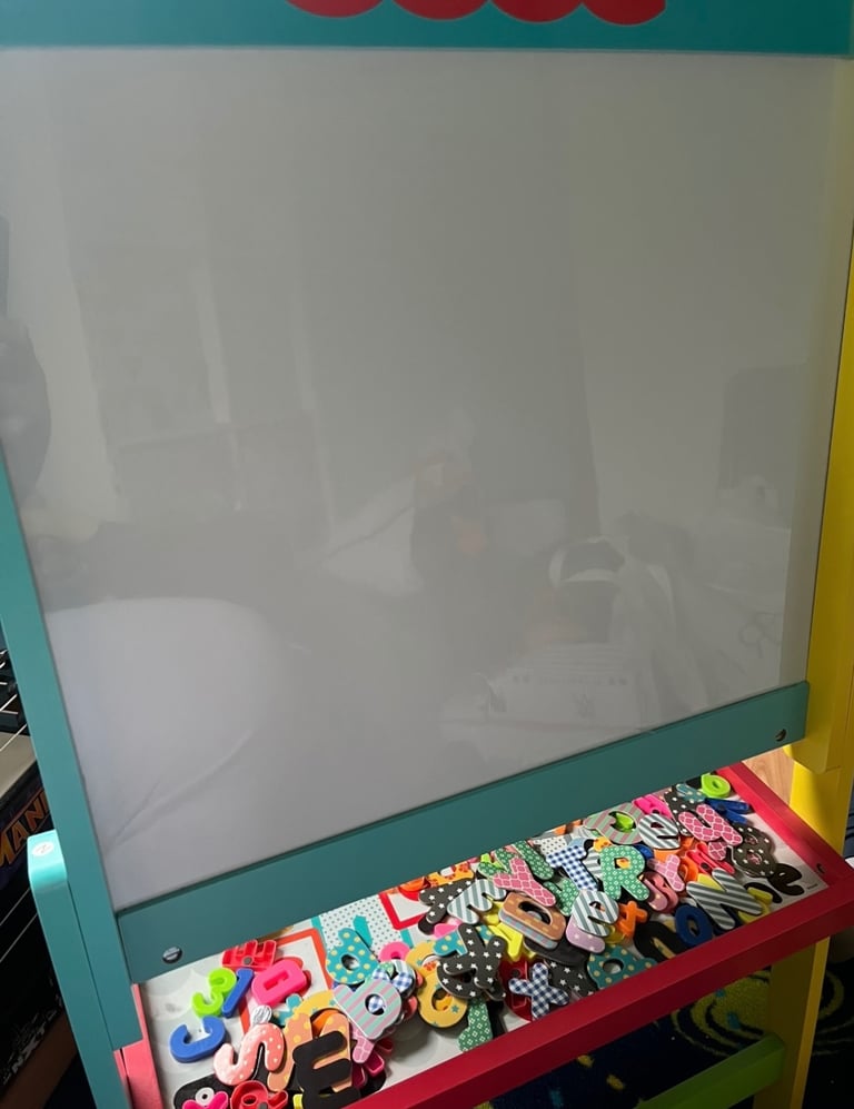 Fisherprice blackboard & magnetic white board