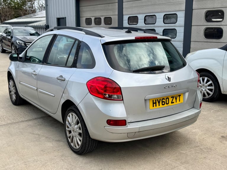 2010 Renault Clio 1.5 dCi Dynamique Sport Tourer 5dr (Tom Tom) ESTATE Diesel Manual