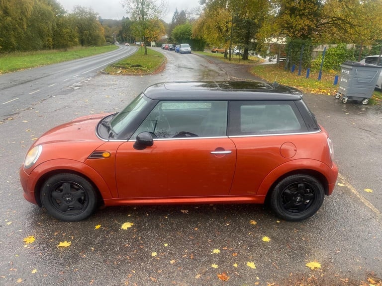 2010 Mini Hatch 1.6 Cooper Euro 5 3dr Petrol