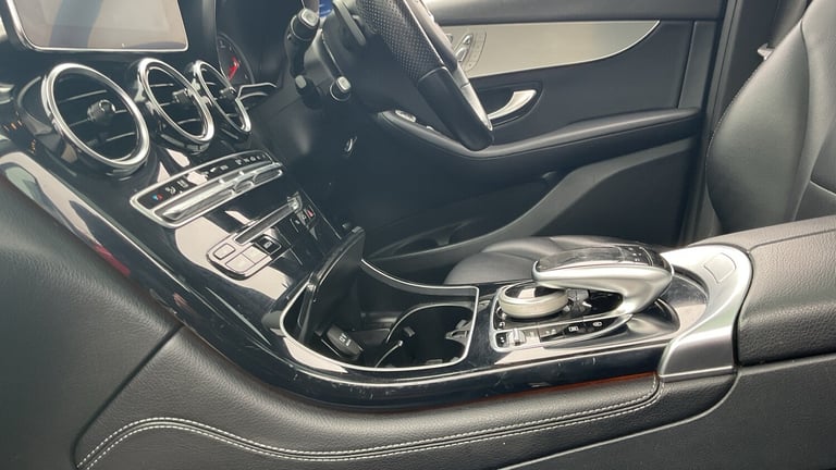 2019 Mercedes-Benz GLC 220d 4Matic Sport Premium Plus 5dr 9G-Tronic Diesel Estate Estate Diesel A...