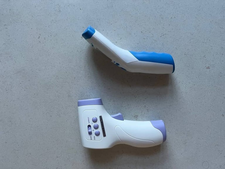2x Non-contact thermometers