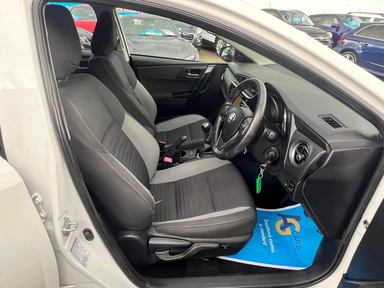 2015 Toyota Auris 1.6 D-4D Business Edition Euro 6 (s/s) 5dr HATCHBACK Diesel Manual