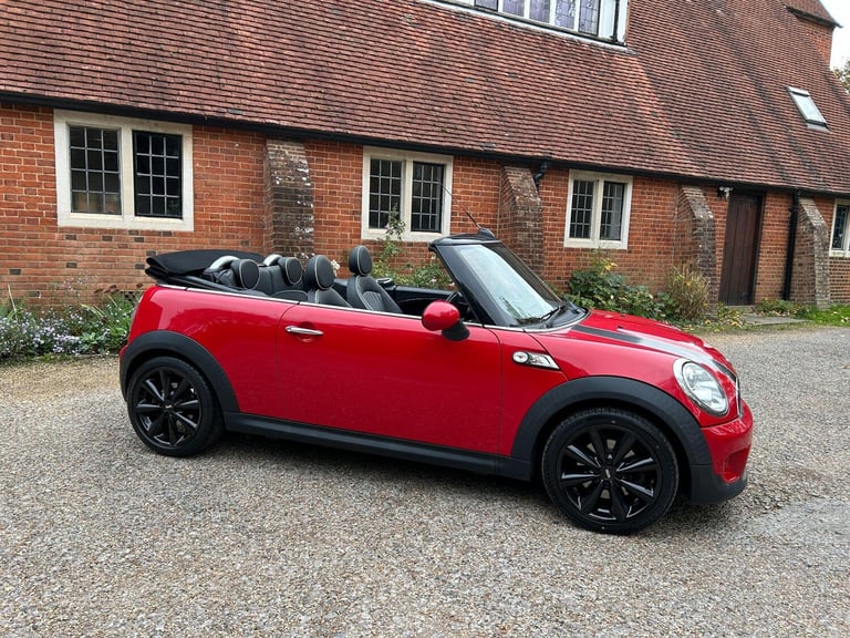 2011 MINI Convertible 1.6 Cooper S Convertible 2dr Petrol Steptronic Euro 5 (184 ps) CONVERTIBLE ...