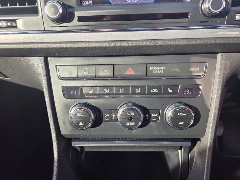 2013 SEAT Leon 2.0 TDI FR 3dr [Technology Pack] HATCHBACK DIESEL Manual