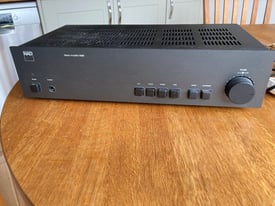NAD 3120 stereo amplifier