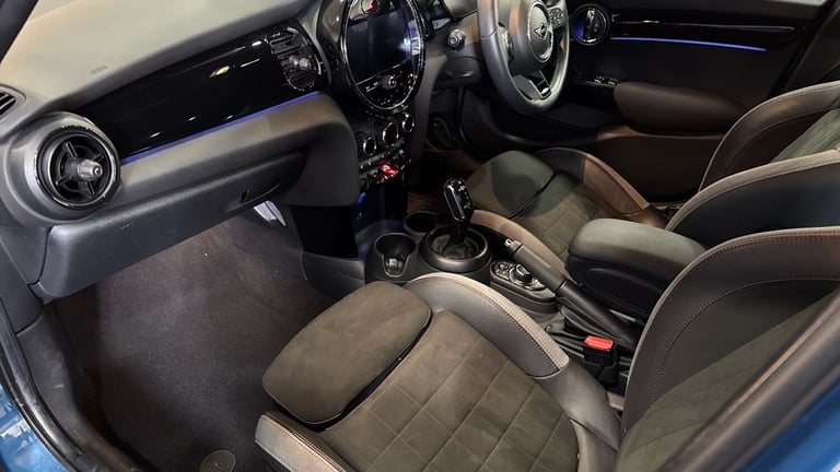 2021 MINI Hatch 2.0 Cooper S Sport Hatchback 5dr Petrol Steptronic Euro 6 (s/s) (178 ps) -  Hatch...