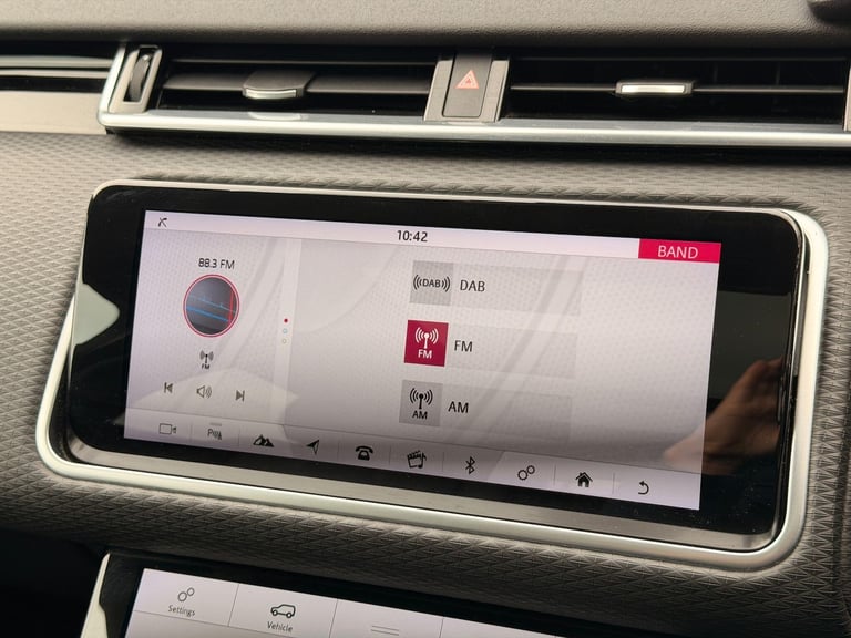 2020 Land Rover Range Rover Velar 2.0 D240 R-Dynamic S SUV 5dr Diesel Auto 4WD Euro 6 (s/s) (240 ...