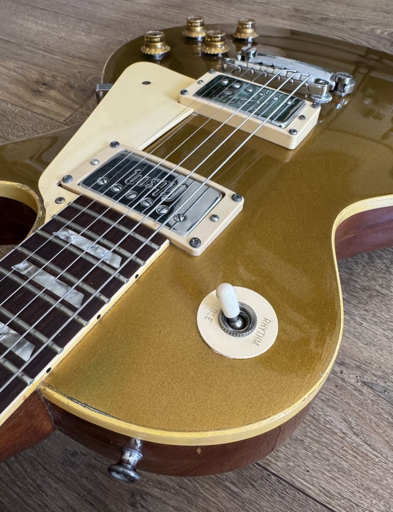 1969 Gibson Les Paul Deluxe Goldtop (Humbucker conversion) - Trades