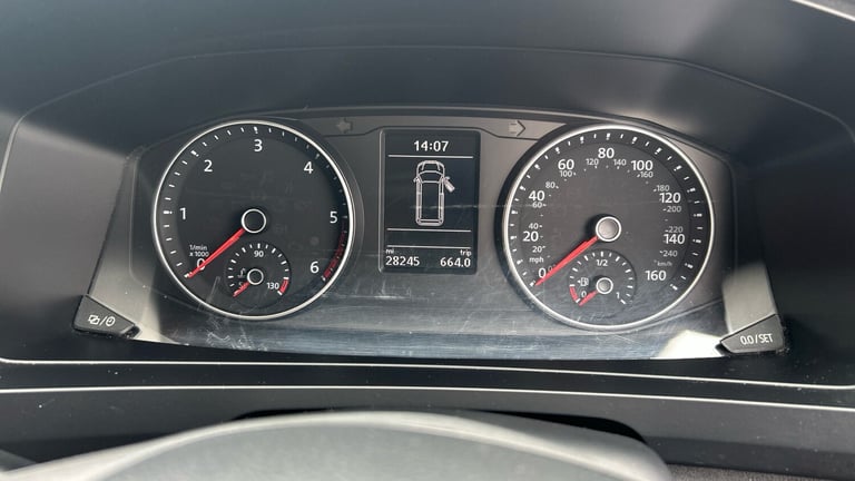 2018 Volkswagen Transporter T32 Swb Diesel 2.0 BiTDI BMT 199 Startline Window Van DSG Window Van ...