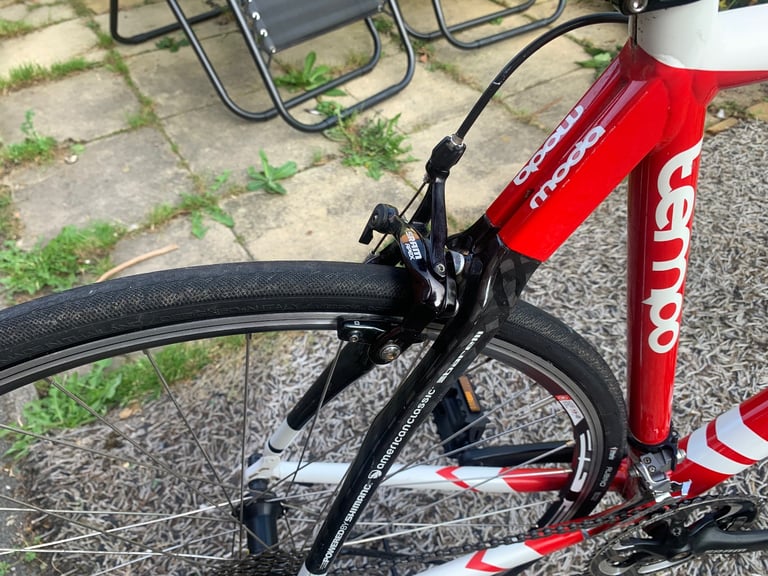 MODA TEMPO HALF CARBON 20 SPEED ROAD BIKE,56cm FRAME,105 SHIFTERS/TIAGRA GEARS/SRAM APEX 