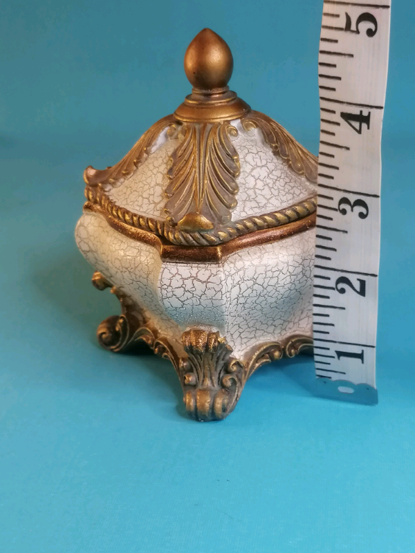 Antique Style Jewellery Box Trinket Keepsake. 