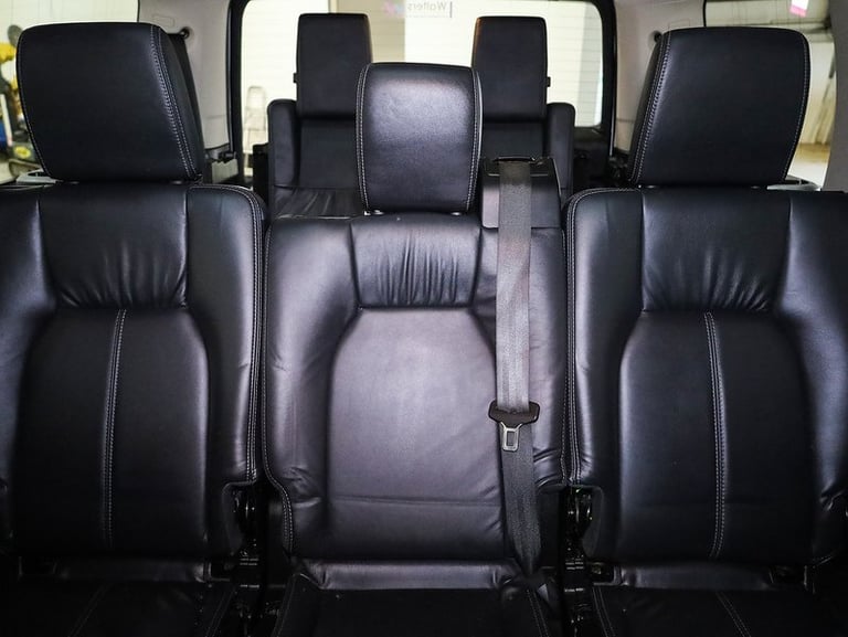 2015 Land Rover Discovery 4 SD V6 HSE SUV Diesel Automatic