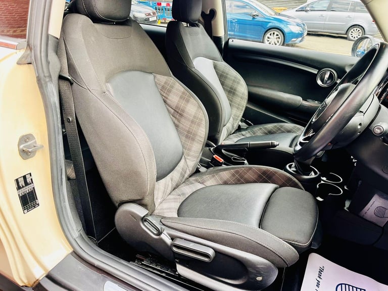 2018 MINI Hatch 1.5 Cooper D Euro 6 (s/s) 3dr HATCHBACK Diesel Manual