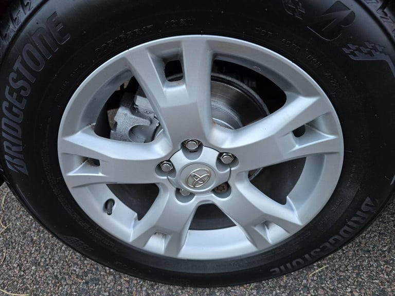 2010 Toyota RAV4 2.0 V-Matic XT-R SUV 5dr Petrol Multidrive S 4WD Euro 5 (158 ps) ESTATE Petrol A...