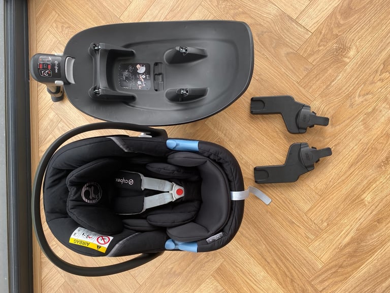 Mamas & Papps Mulberry Ocarro pram and carry tot bundle