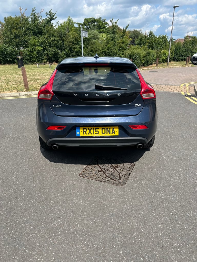 Volvo, V40, Hatchback, 2015, Semi-Auto, 1969 (cc), 5 doors