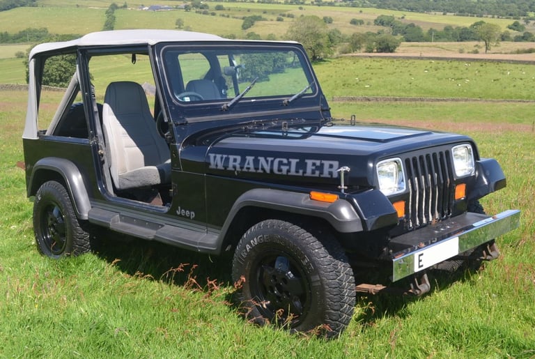 Jeep Wrangler YJ 4.2 Auto Soft Top 1988 for Restoration or Parts 'Free delivery'*