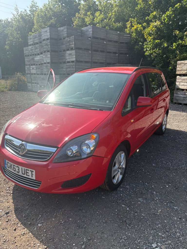 Cheap Vauxhall, ZAFIRA, MPV, 2013, Manual, 1598 (cc),5 doors for sale in Sittingbourne, Kent
