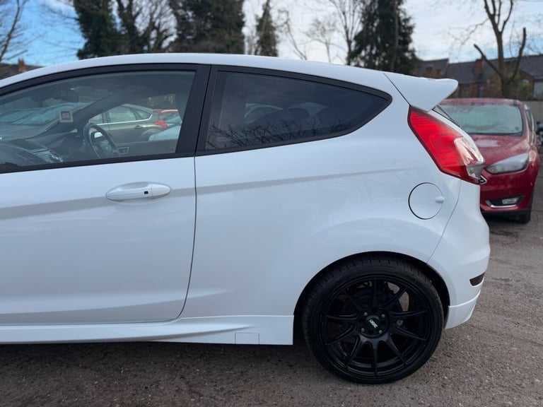 2014 Ford Fiesta 1.6 EcoBoost ST-2 3dr HATCHBACK PETROL Manual