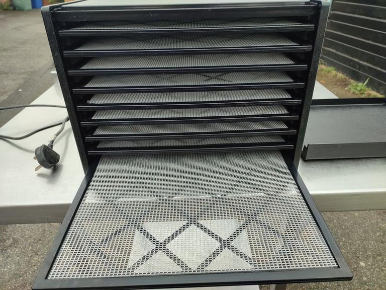 image for Excalibur Dehydrator 9 tray with timer (with ParaFlexx Reusable Drying Sheets)