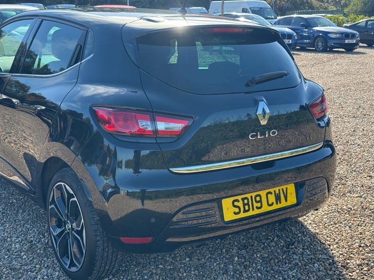 2019 Renault Clio 0.9 TCe Iconic Hatchback 5dr Petrol Manual Euro 6 (s/s) (75 ps) Hatchback Petro...