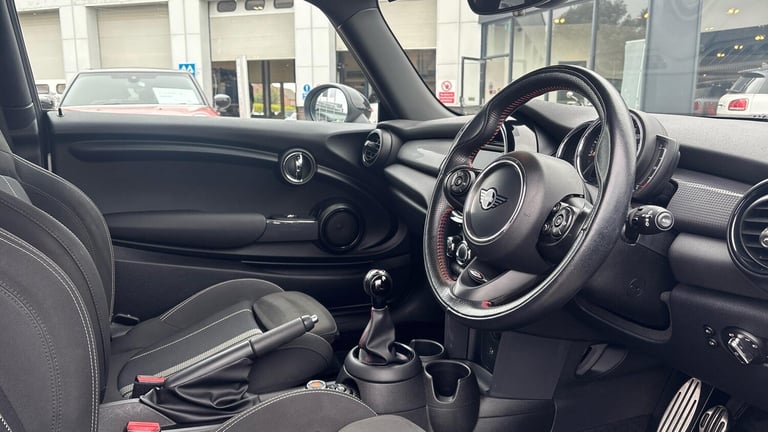 2019 MINI Hatch 1.5 Cooper Sport II 3dr Hatchback Petrol Manual