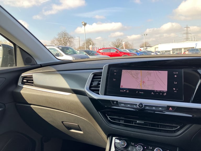 2022 Vauxhall Grandland 1.2 Turbo Ultimate 5dr Hatchback PETROL Manual