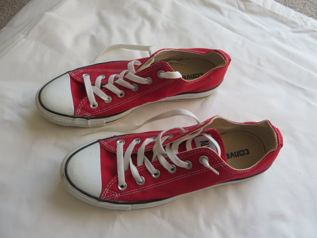 Red converse size 8 hotsell