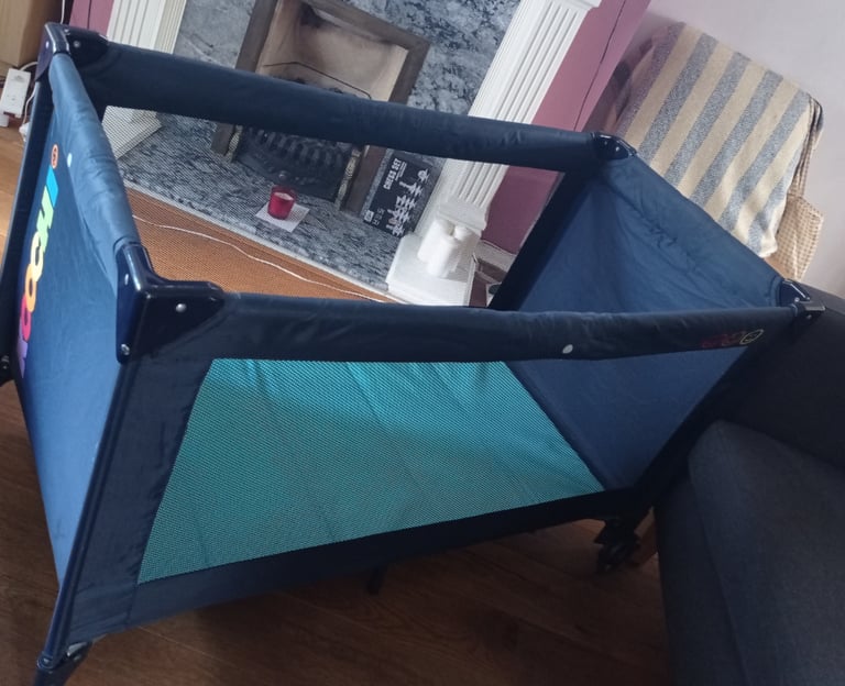 Koochi Travel Baby Bed/Play Pen With Wheels + Travel Bag