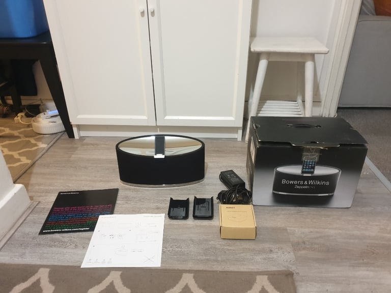 Bowers & Wilkins (B&W) Zeppelin Mini Speaker Dock System with bluetooth  adapter - used Boxed | in Camberwell, London | Gumtree